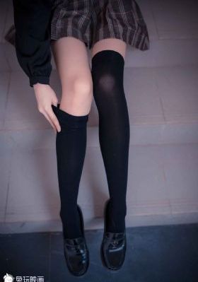 欧美全裸伦理片在线观看_超清电影全集观看