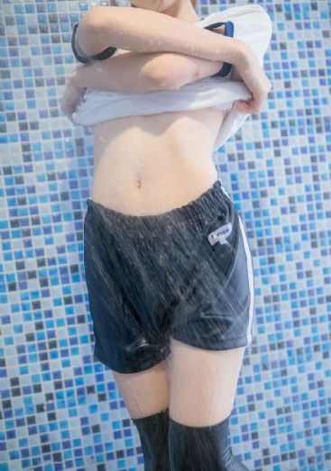 在线观看成年女人免费看潮喷_1080在线观看电视