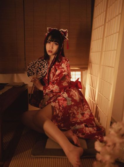 伊人六月_BD英语免费在线播放