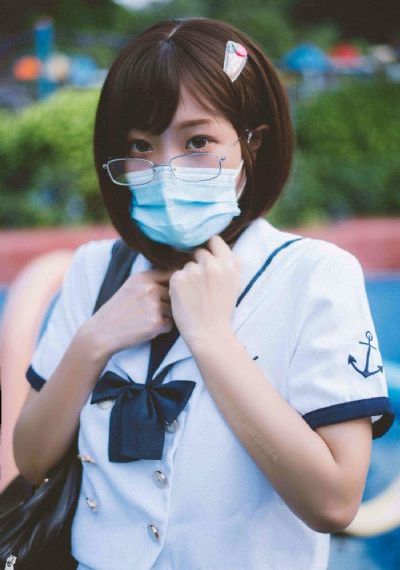 巜痴汉电车撕开奶罩吃奶免费观看_BD英语免费观看超清