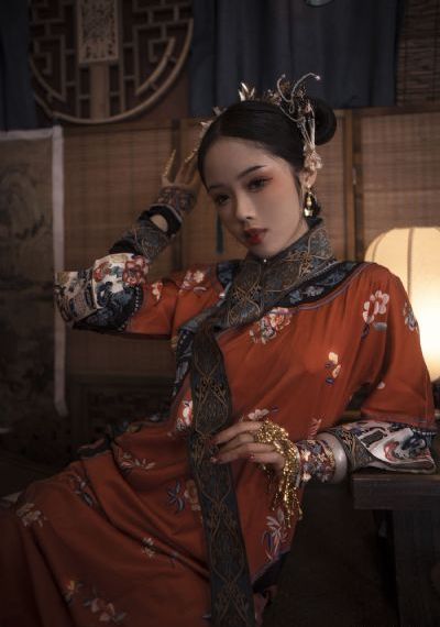 伊人亚洲免费看国产剧情_BD英语高清在线观看