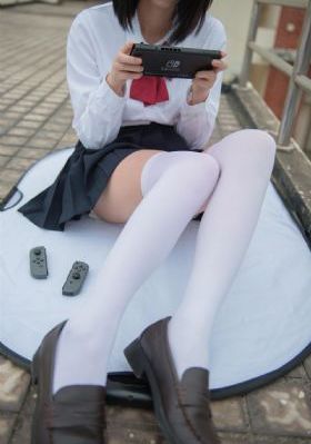肉色超薄丝袜脚交91_在线观看视频